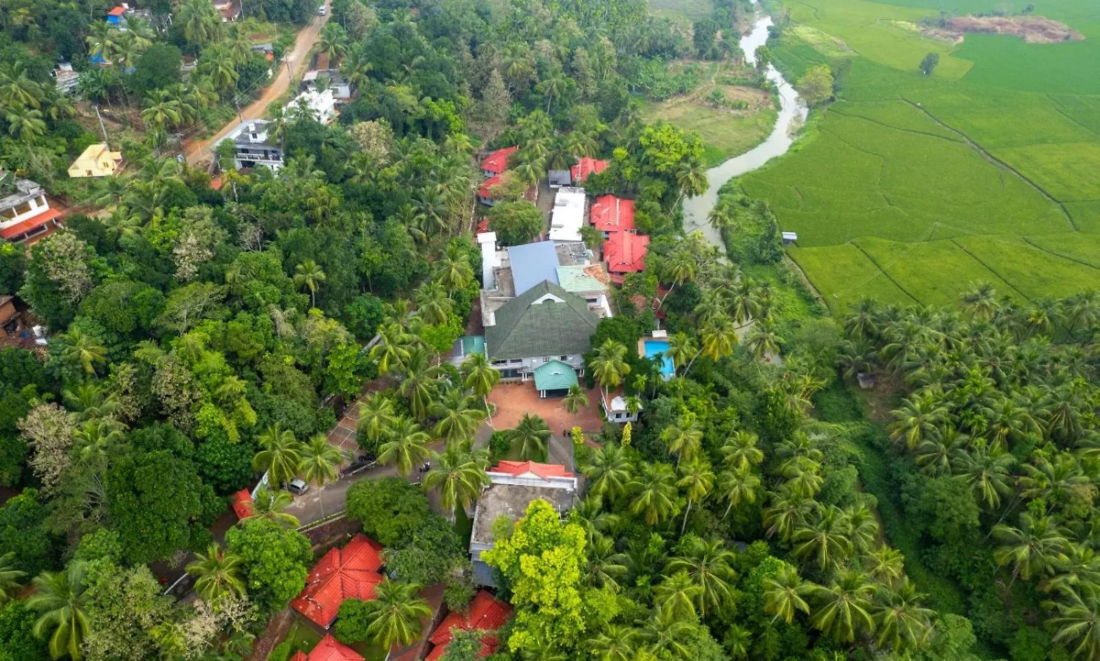 فندق Milife Medicity Perashannoor Kuttippuram