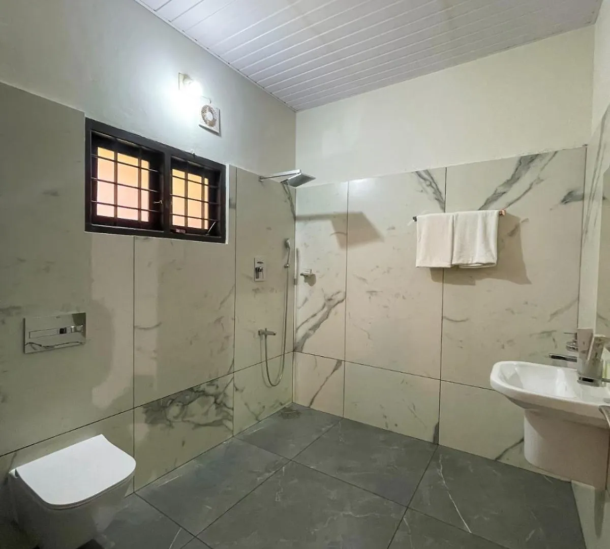 Resort Milife Medicity Perashannoor Hotel Kuttippuram